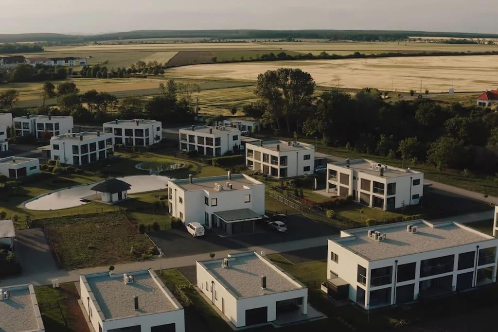 Luxus Appartement Am Golfplatz Und Therme Lutzmannsburg Zsira Zewnętrze zdjęcie